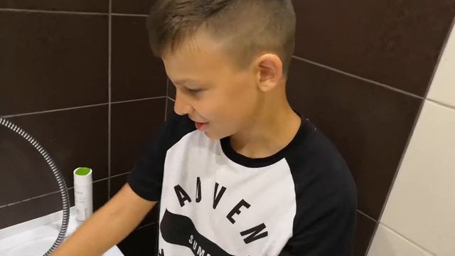 КАК СДЕЛАТЬ МНОГО ПЕНЫ В ВАННЕ? смотреть онлайн