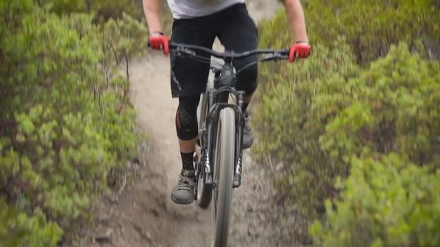 Evil Following Review - 2020 Bible of Bike Tests смотреть онлайн