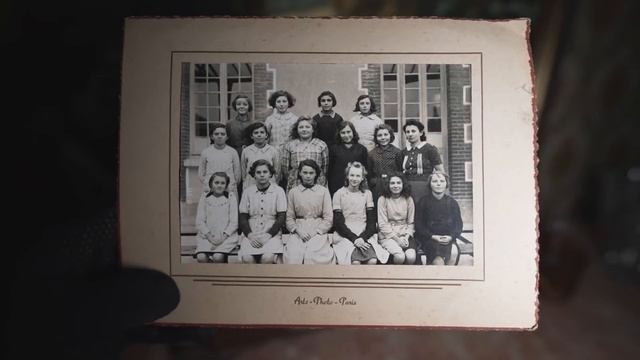 He Could Not Stay Here! ~ Abandoned Home of a Loving French Family смотреть онлайн