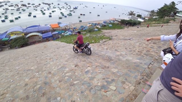 МУЙНЕ ЛУЧШЕ НЯЧАНГА? ПЛЯЖ МУЙНЕ! смотреть онлайн