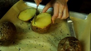 Что приготовить на ужин. Картофель фаршированный. Как приготовить фаршированный картофель.