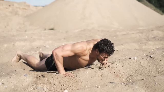 What Happens to Your Body When You Do 100 Burpees Every Day смотреть онлайн