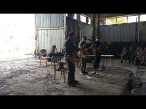 «Мой Мариуполь». Премьера живого исполнения в батальоне «Восток».