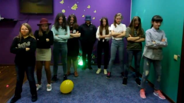 между нами тает лед смотреть онлайн