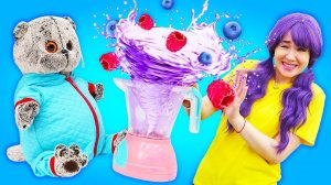 Кот Дымок и блендер для смузи — Игры для детей в готовку и уборку — Видео про игрушки