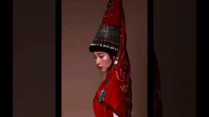 Казахский женский национальный костюм??????