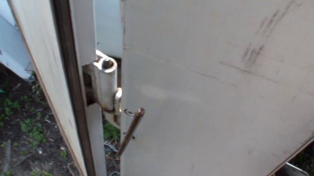 Замена газовых упоров, втулок навесов ворот полуприцепа когель!!! смотреть онлайн