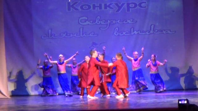 Коллектив индийского танца "ЛОТОС" "Cham Cham" смотреть онлайн