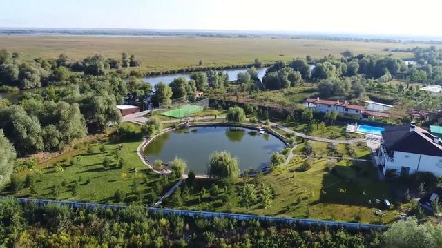Рекреационный комплекс «Маями клуб» c высоты птичьего полета смотреть онлайн
