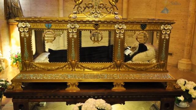 SAINTS & Miracles ~The Incorrupt Body of SAINT BERNADETTE SOUBIROUS смотреть онлайн