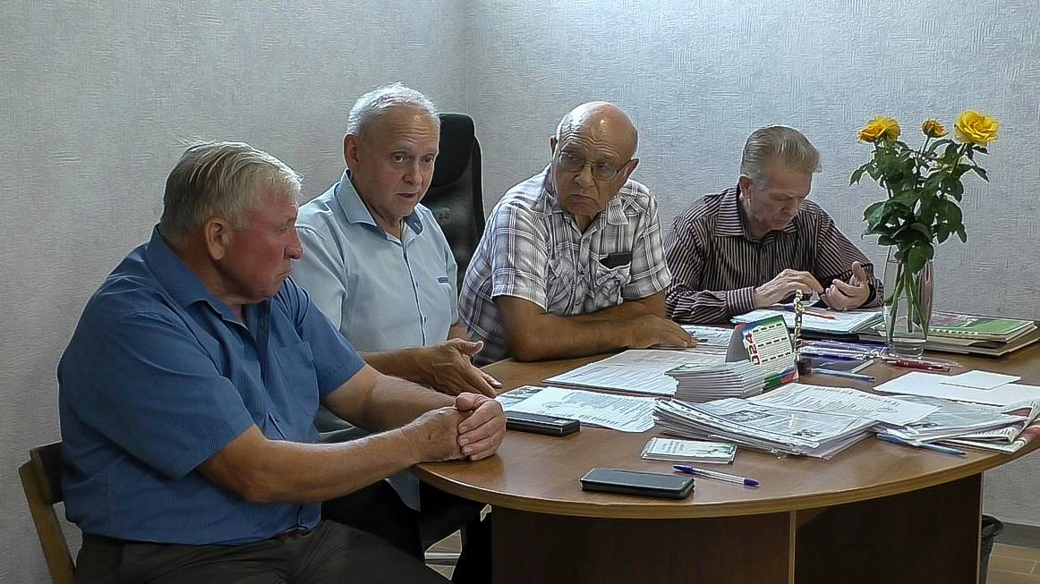 В Волжском садоводы обсудили актуальные вопросы смотреть онлайн