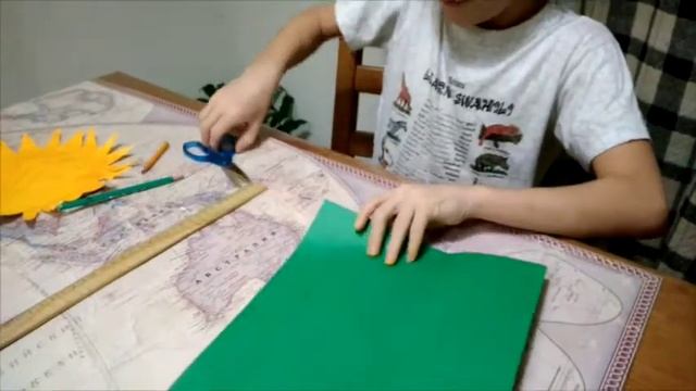 Подсолнух из бумажной тарелки смотреть онлайн