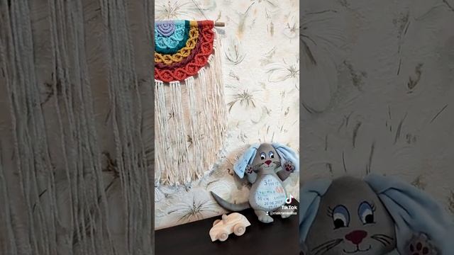 Макраме панно-радуга в детскую комнату!!! Прекрасный декор ручной работы украсит детскую!!! смотреть онлайн