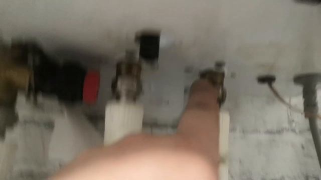 Установка вторичного теплообменника Navien АСЕ-16К после чистки от накипи.