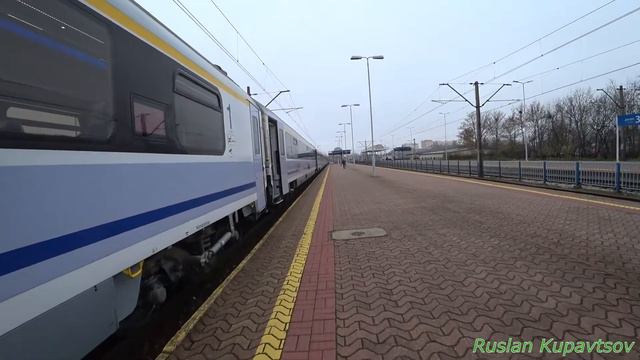 IC3531 прибытие и разворот поезда на станции Łódż Kaliska смотреть онлайн