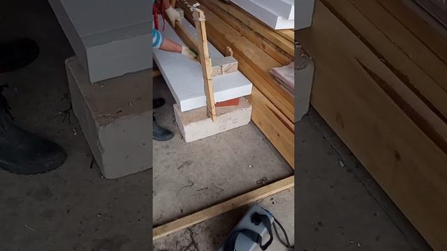 резка пенопласта нихромовой нитью смотреть онлайн