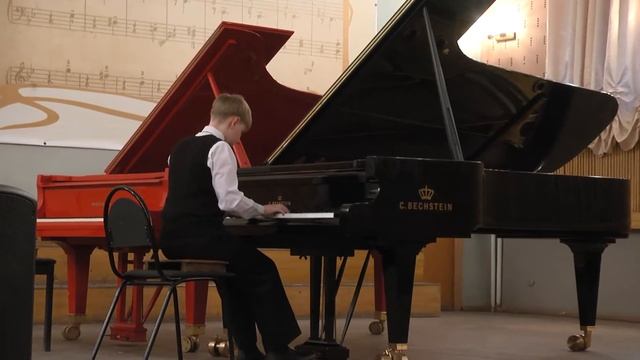 Э.Григ - Ноктюрн (Георгий Дороднов, ''Весенний перезвон'', 30.03.2013) смотреть онлайн