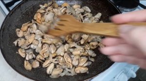 Мидии в сметанном соусе.  Удивите своих гостей.