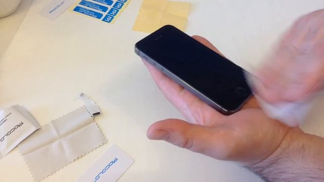 Защитное стекло на iPhone 5,5s? распаковка и наклеивание. смотреть онлайн
