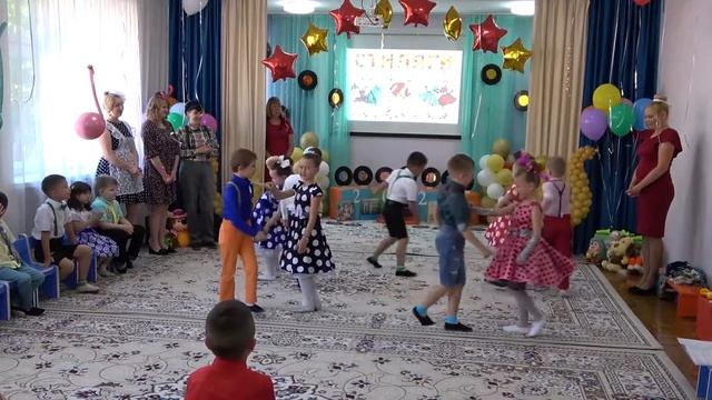 Выпускной бал смотреть онлайн