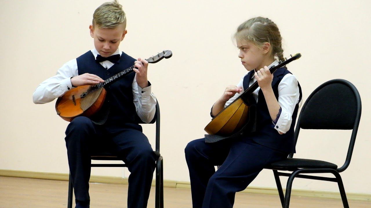Ансамбль Егор Вашурин, Ульяна Куклина УНП "Ой, лопнув обруч" обработка С.Федоров смотреть онлайн