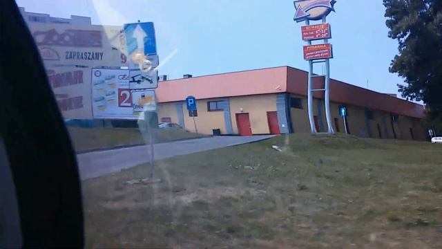 Немного вида из окна автомобиля. Замость. Спальный район. смотреть онлайн