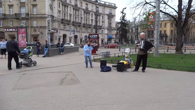 Скрипка и баян.(5) Санкт-Петербург. м. Горьковская.Май 2013. смотреть онлайн