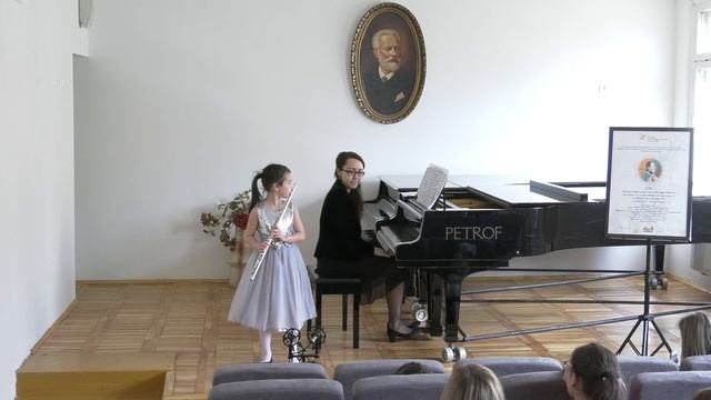 Лебедева Гуляф (флейта) группа 0 смотреть онлайн