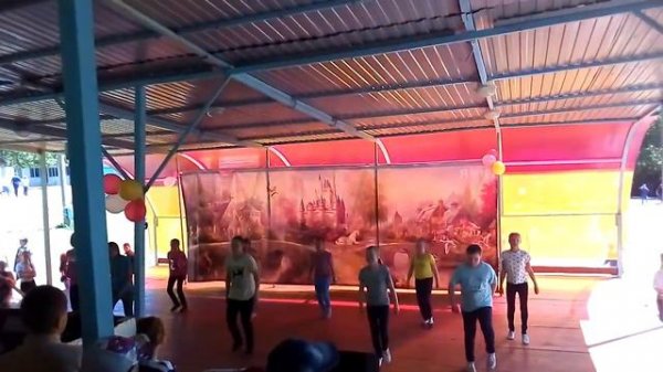 Зелёный дубки