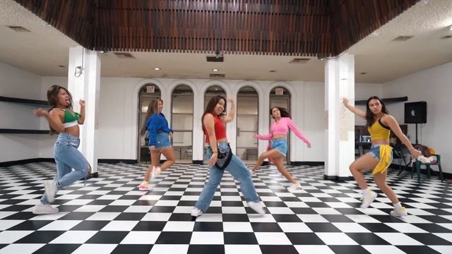 Thot Sh*t x Twerkulator x Bundles x Fast (Motion) - Megan Thee Stallion, City Girls, Saweetie смотреть онлайн