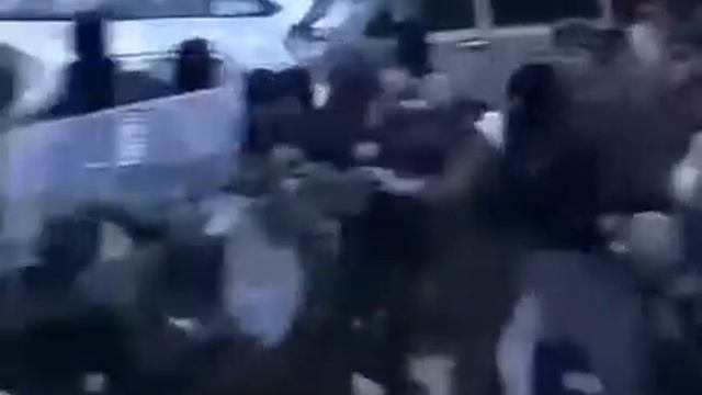 Захват церкви во время правления Саакашвили смотреть онлайн