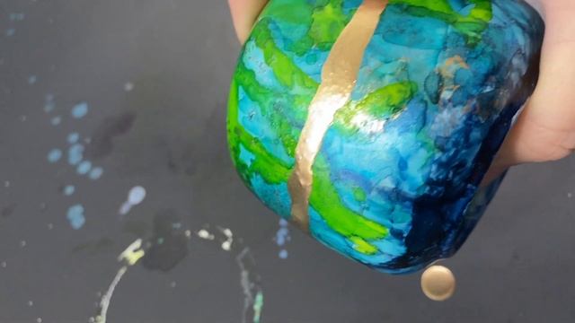 STUNNING Painted PORCELAIN! ~ Alcohol Ink Beginner Fluid Art Tutorial смотреть онлайн