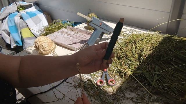 Самодельные зверушки из сена: кошка?, мышь?, медвежонок? - Просто Мария смотреть онлайн