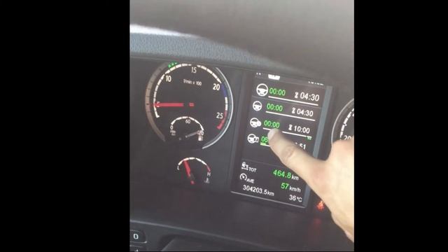 Информация на панели приборов в Scania. Время вождения и отдыха. смотреть онлайн