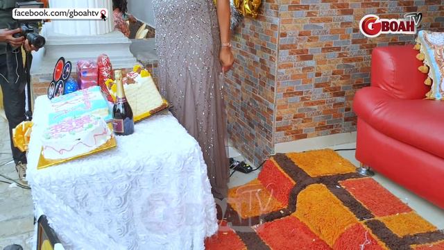 Bidemi Kosoko's Son Looking So Big As Sola Kosoko Cut Cake With Her Husband,Dad On Her Birthday смотреть онлайн