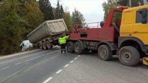 Эвакуация тонара после дтп | Грузовой Эвакуатор Руза