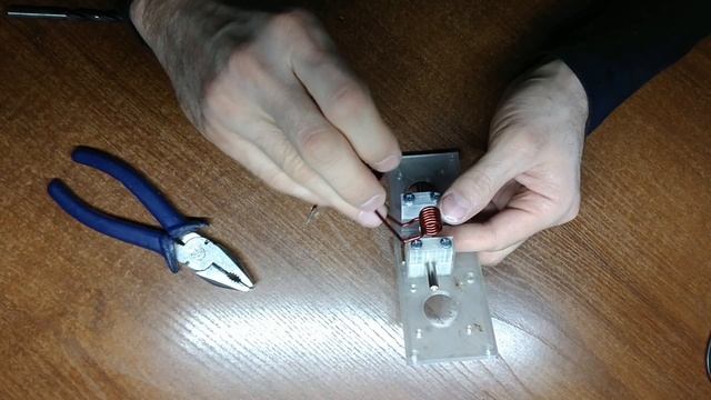 Сборка спайщика часть 2 Кубики и индуктор смотреть онлайн