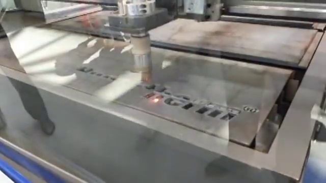Надпись Hypertherm Сделано на Multicam смотреть онлайн
