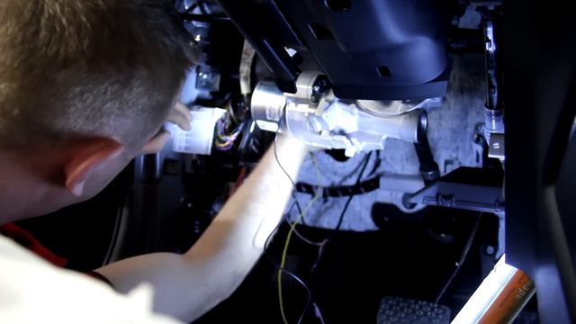 Установка не штатной камеры заднего вида на Mazda СХ5  Рестайлинг 2015г.