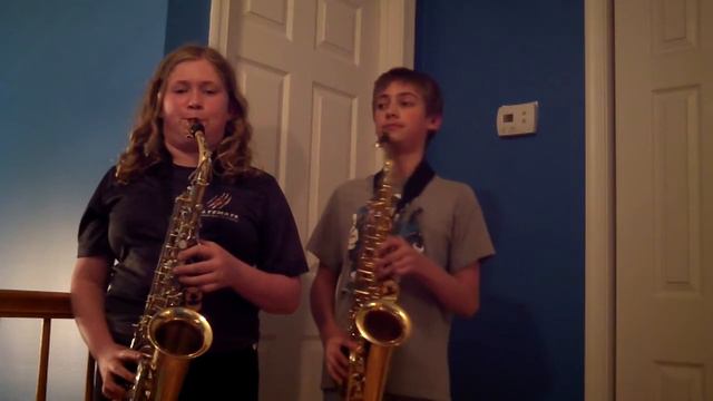 Pompeii by Bastille Duet of Alto Saxophones by Cole and Maya смотреть онлайн