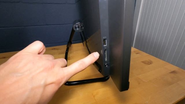 Lenovo IdeaCentre AIO 3 24 Review - Including Benchmarks! смотреть онлайн