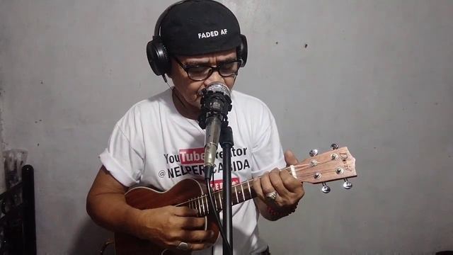 EAGLES:Love will keep us alive-ukulele play along. смотреть онлайн