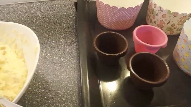 Друзья с Наступающим праздником, Пасхи. Творожные кулики, без дрожжей. смотреть онлайн