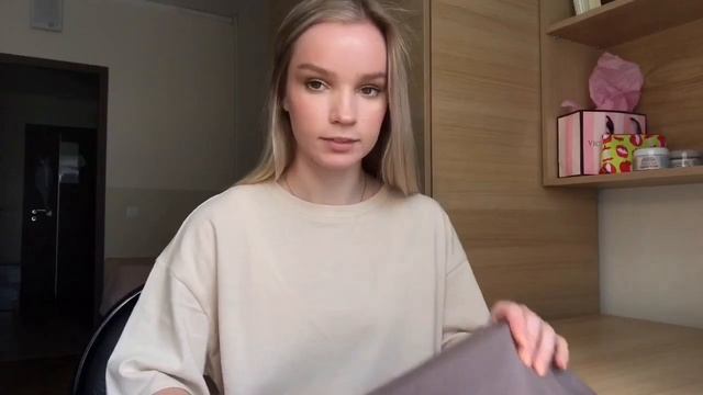 БЮДЖЕТНЫЕ БАЗОВЫЕ ВЕЩИ || рисуем на футболке ☘ смотреть онлайн
