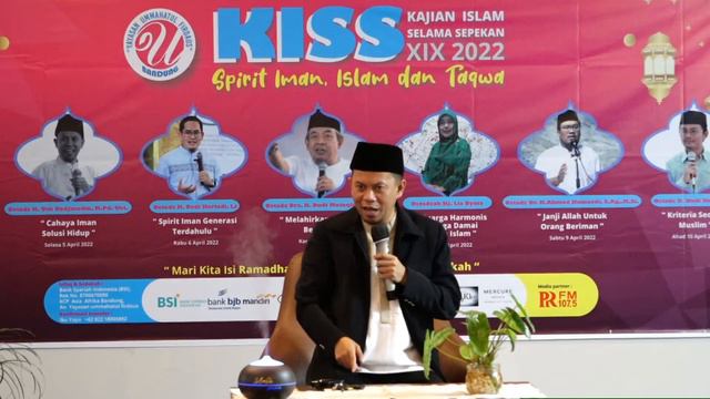 Ustadz H. Ucu Nadjmudin, M.Pd.,Cht " Cahaya Iman Solusi Hidup " смотреть онлайн