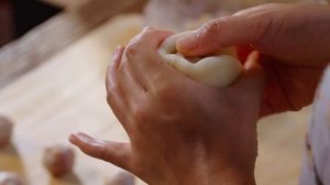 Mid-Autumn treats_ nuts, osmanthus cake, hairy crabs, and assorted mooncakes!【滇西小哥】