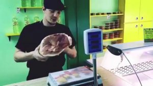 Как обманывают на весах покупателей