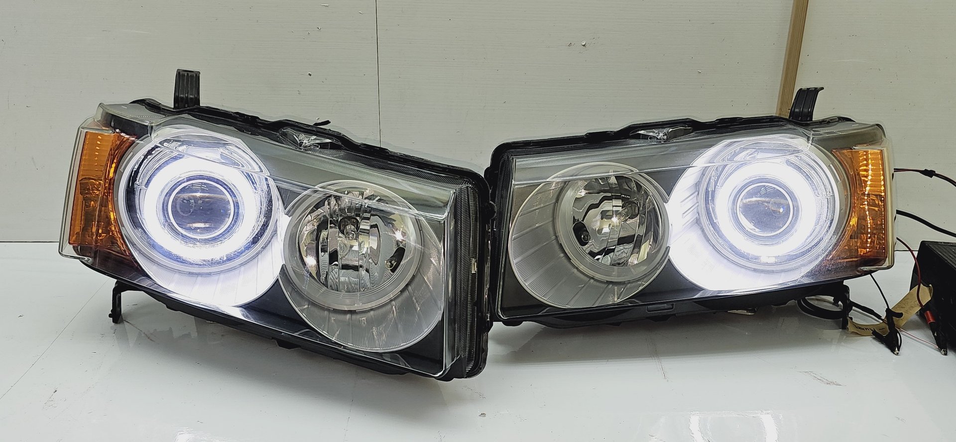 Honda Crossroad модернизация света фар от Ledstudio смотреть онлайн