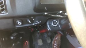 Установка кнопки СТАРТ / СТОП вместо ключа зажигания на НИВу