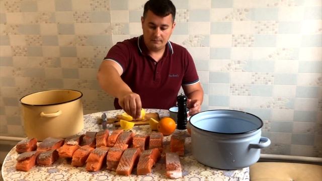 Как приготовить вкусный стейк из сёмги на мангале: простой рецепт шашлыка из рыбы под маринадом смотреть онлайн
